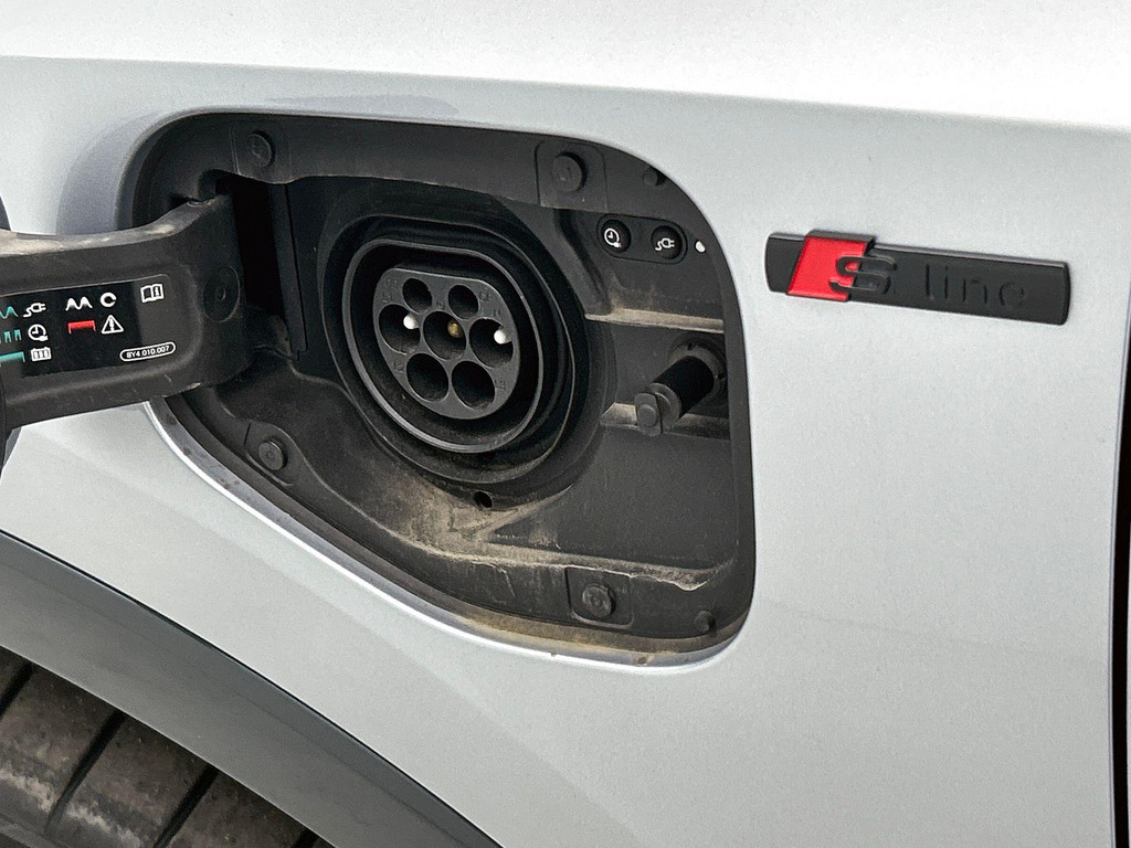 Audi Q3 Sportback (NDB09V) met abonnement