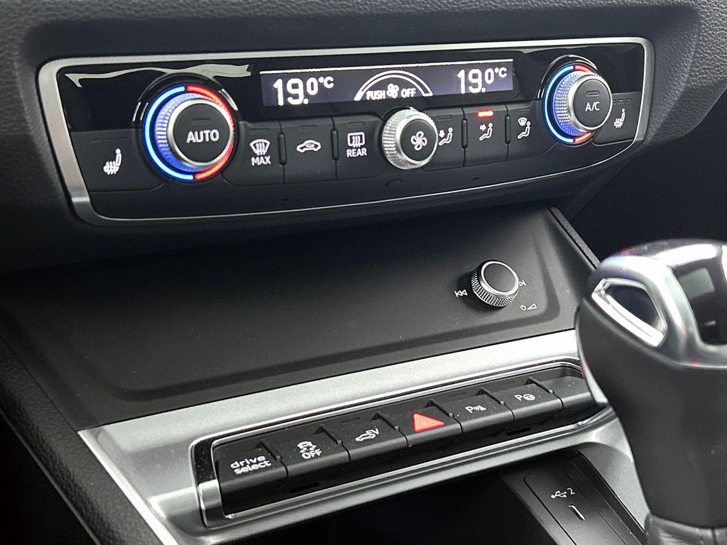 Audi Q3 Sportback (NDB09V) met abonnement