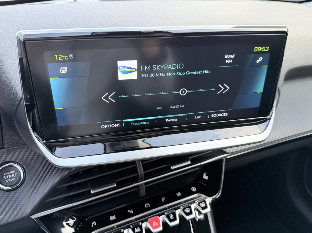 Peugeot e-208 (P359ZD) met abonnement