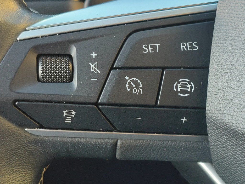 Seat Leon Sportstourer (NBP23H) met abonnement