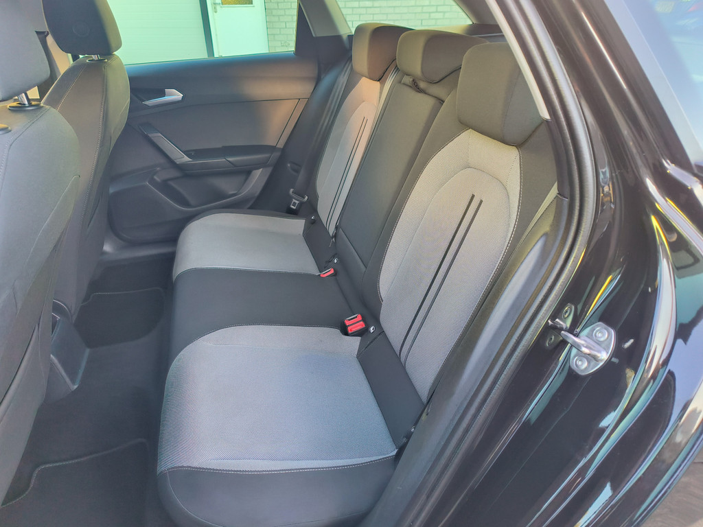 Seat Leon Sportstourer (NBP23H) met abonnement