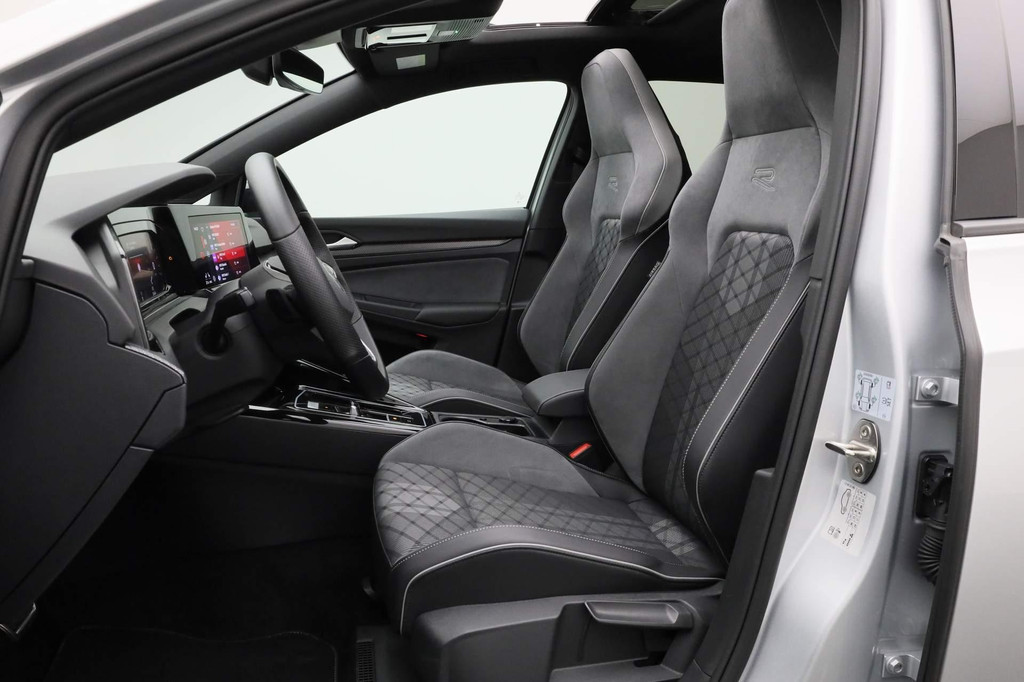 Volkswagen Golf (GPT73H) met abonnement