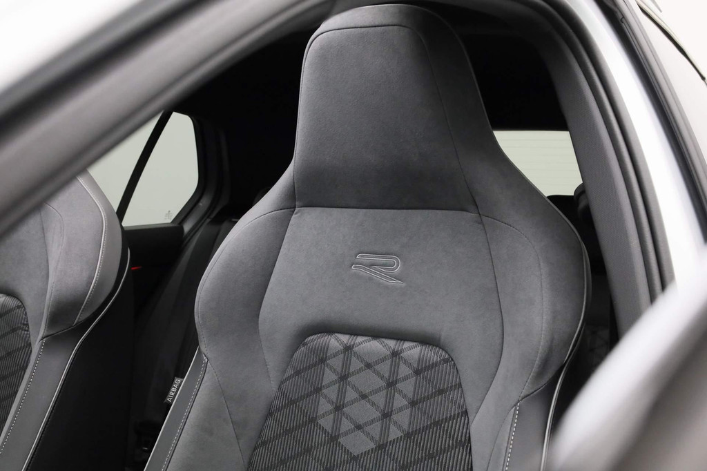 Volkswagen Golf (GPT73H) met abonnement