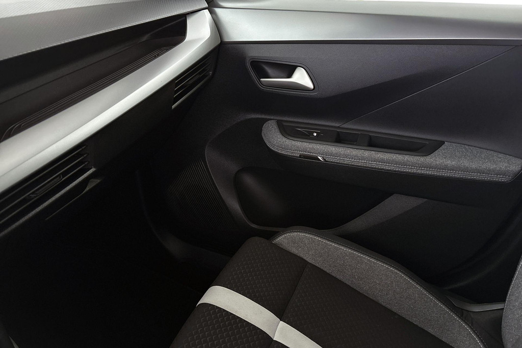 Opel Frontera (NBV01H) met abonnement