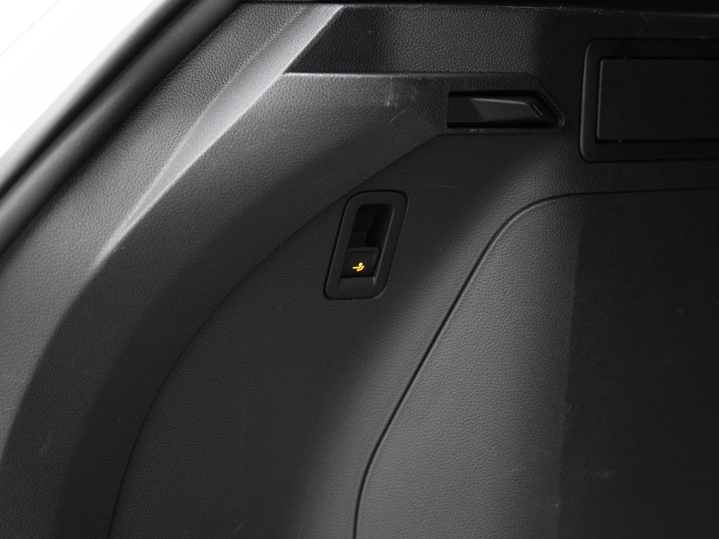 Volkswagen Tiguan (KTR94F) met abonnement