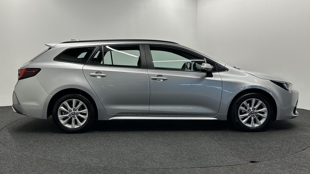 Toyota Corolla Touring Sports (GNZ16D) met abonnement