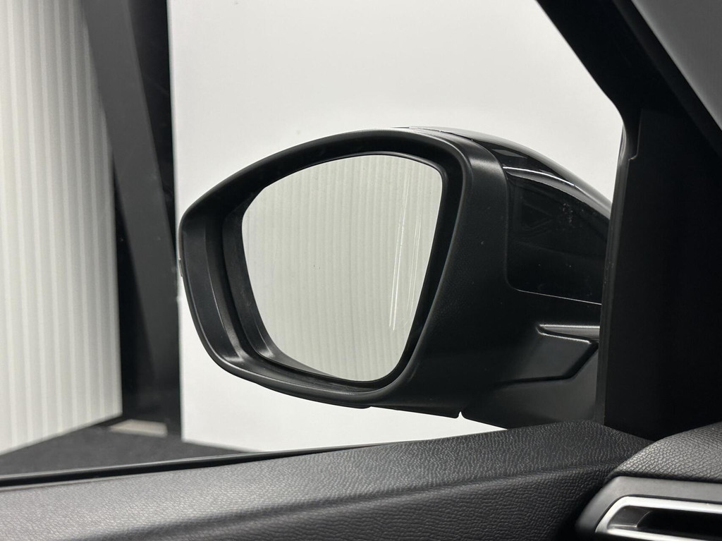 Peugeot 2008 (J632RN) met abonnement