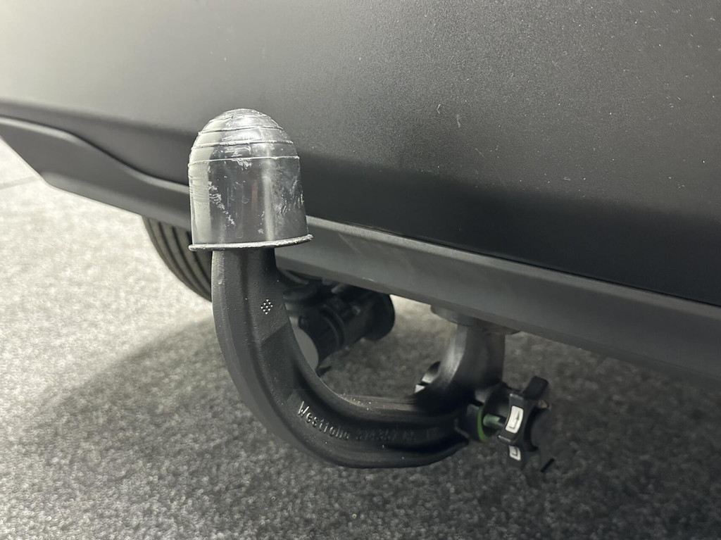 Peugeot 2008 (J632RN) met abonnement