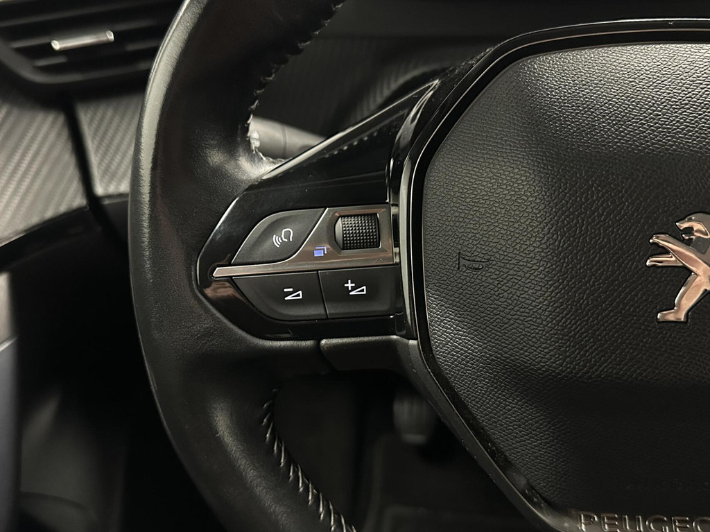 Peugeot 2008 (J632RN) met abonnement