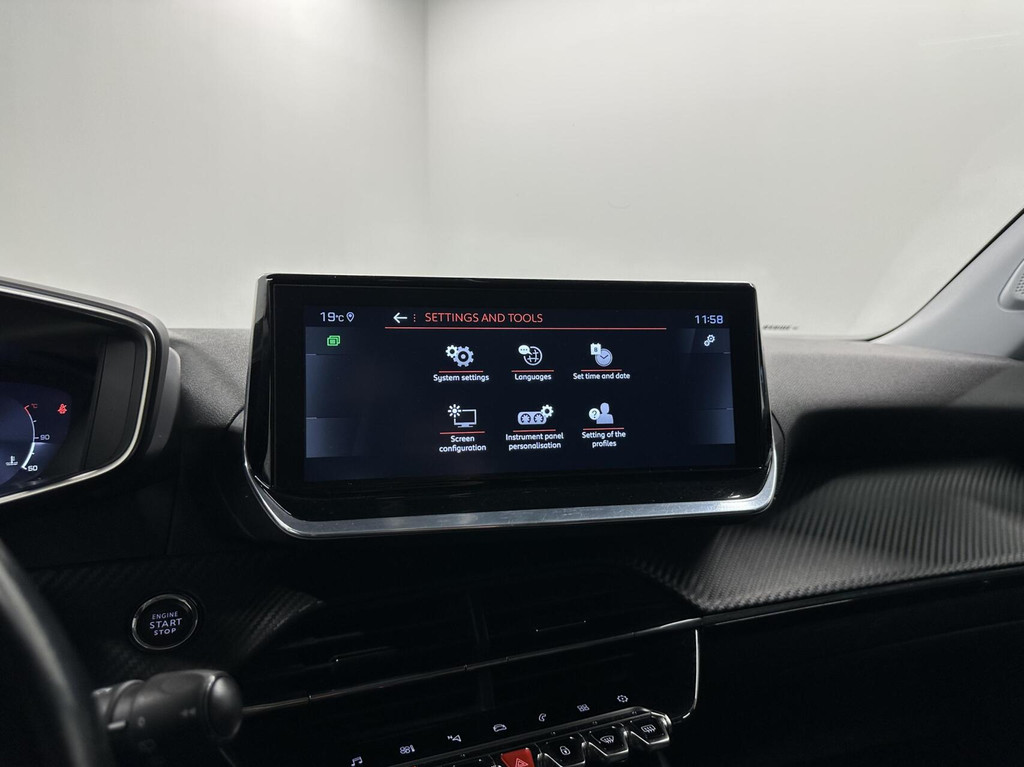 Peugeot 2008 (J632RN) met abonnement