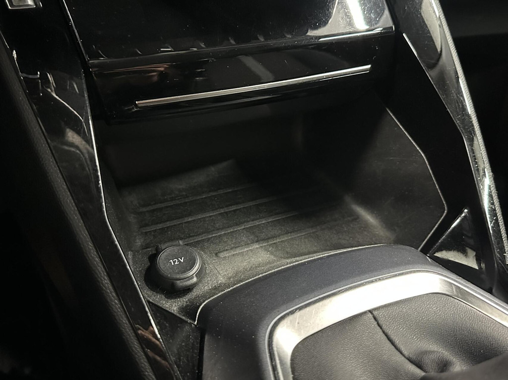 Peugeot 2008 (J632RN) met abonnement
