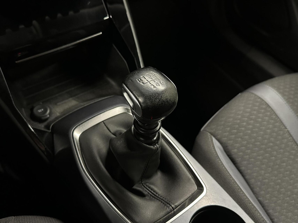 Peugeot 2008 (J632RN) met abonnement
