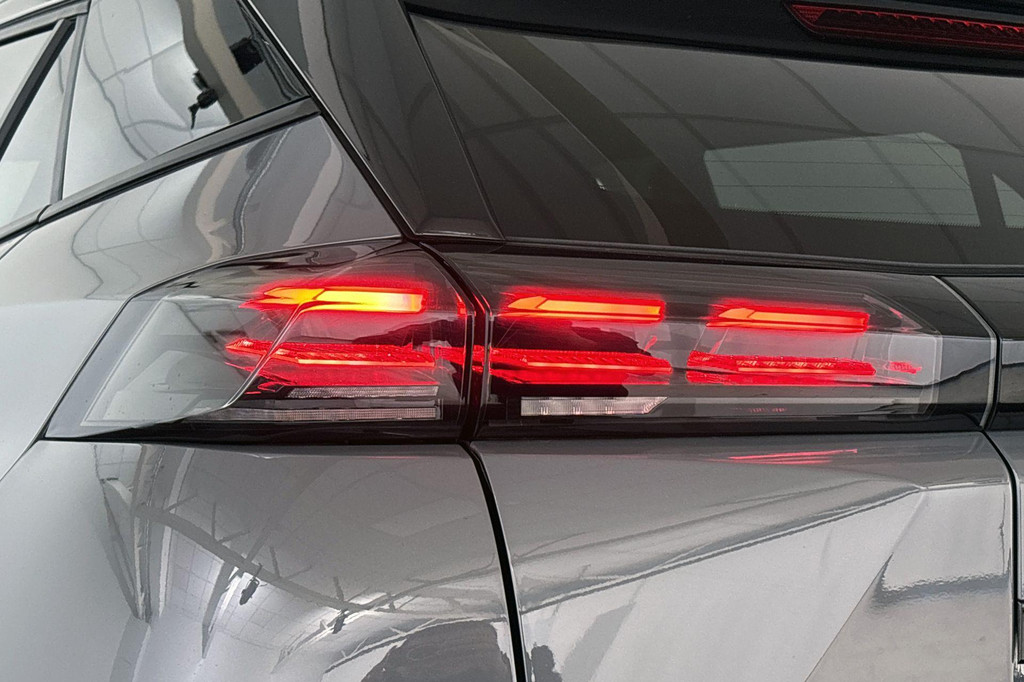 Peugeot 2008 (NBV07H) met abonnement