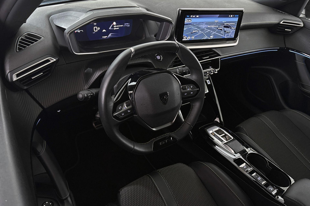 Peugeot 2008 (NBV07H) met abonnement