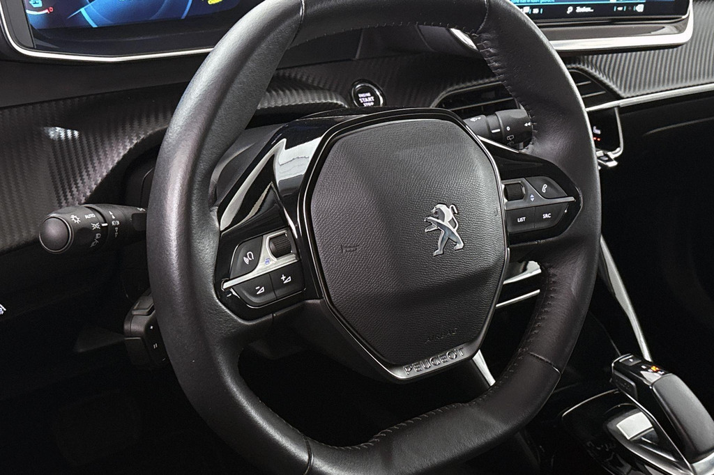 Peugeot e-2008 (L965ZT) met abonnement