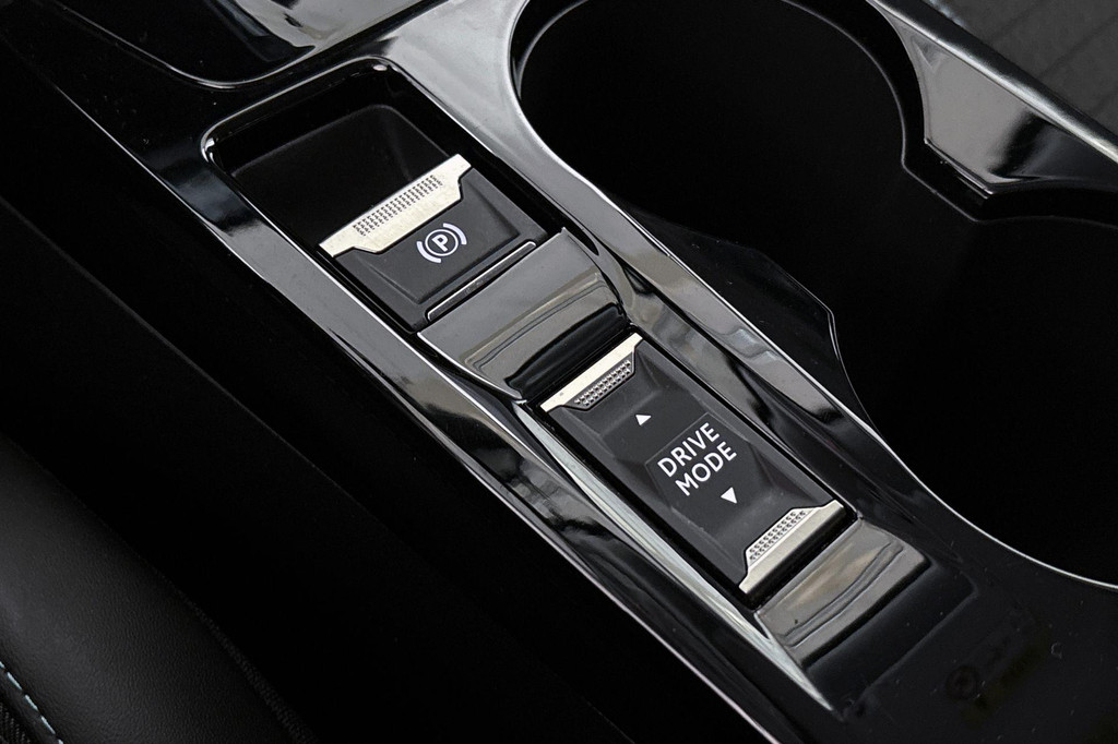 Peugeot e-2008 (L965ZT) met abonnement