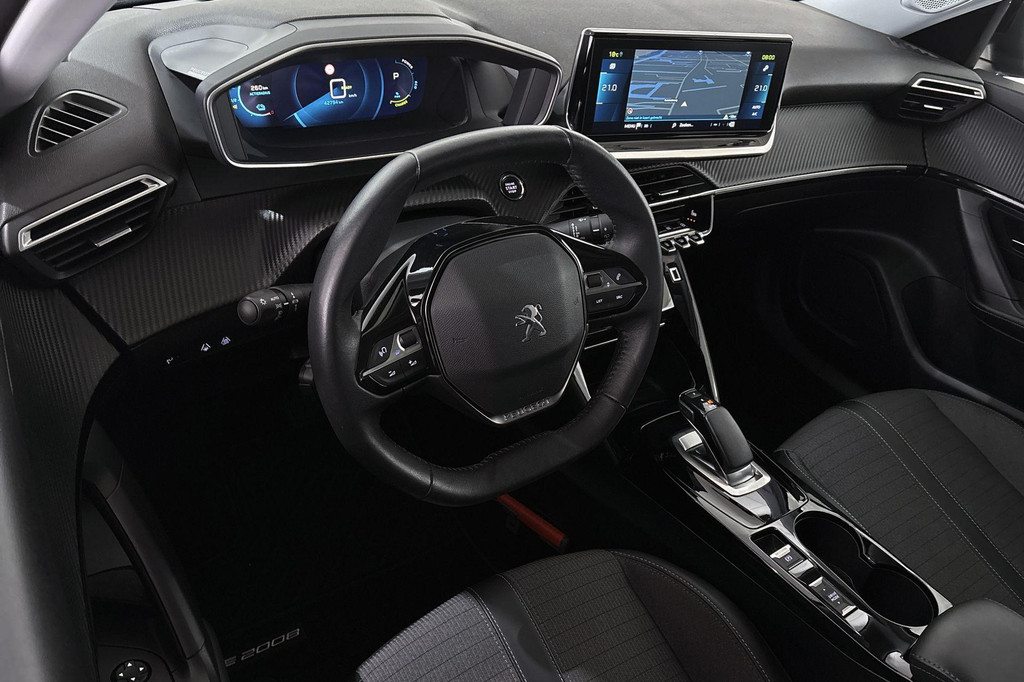 Peugeot e-2008 (L965ZT) met abonnement