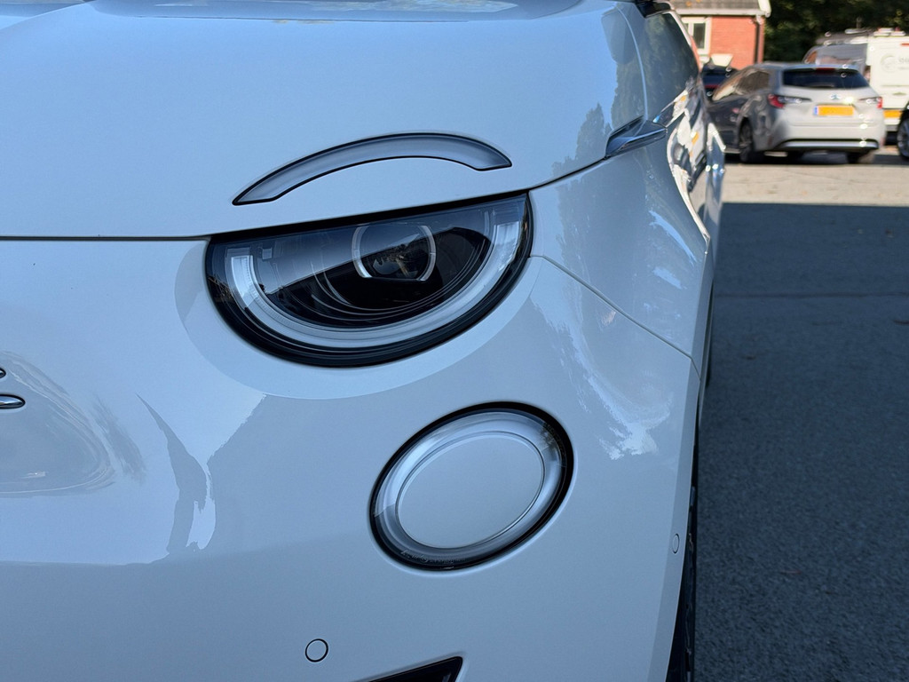 Fiat 500C (N703GJ) met abonnement