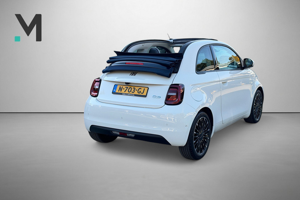 Fiat 500C (N703GJ) met abonnement