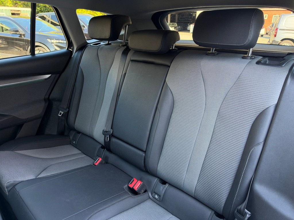 ŠKODA ENYAQ iV (Z635FZ) met abonnement
