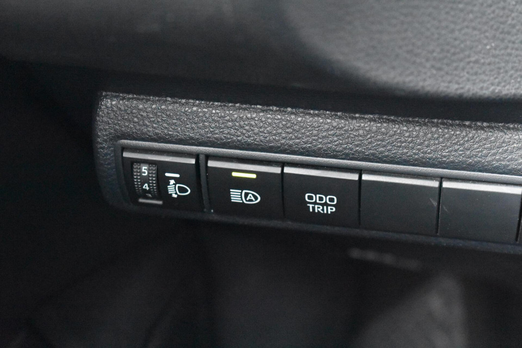Toyota Corolla Touring Sports (T719BG) met abonnement