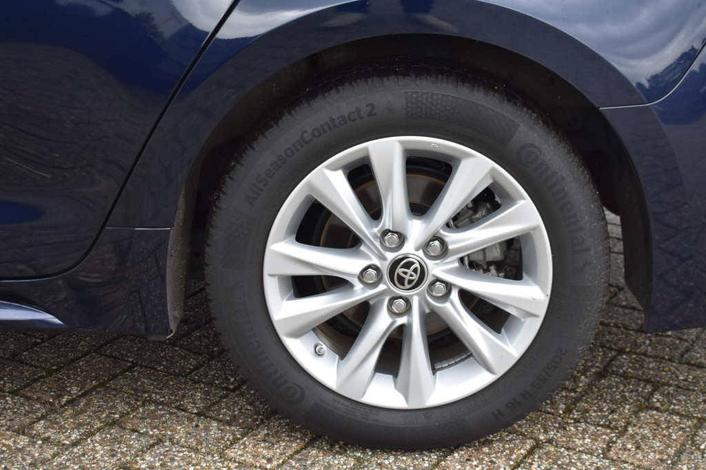 Toyota Corolla Touring Sports (T719BG) met abonnement