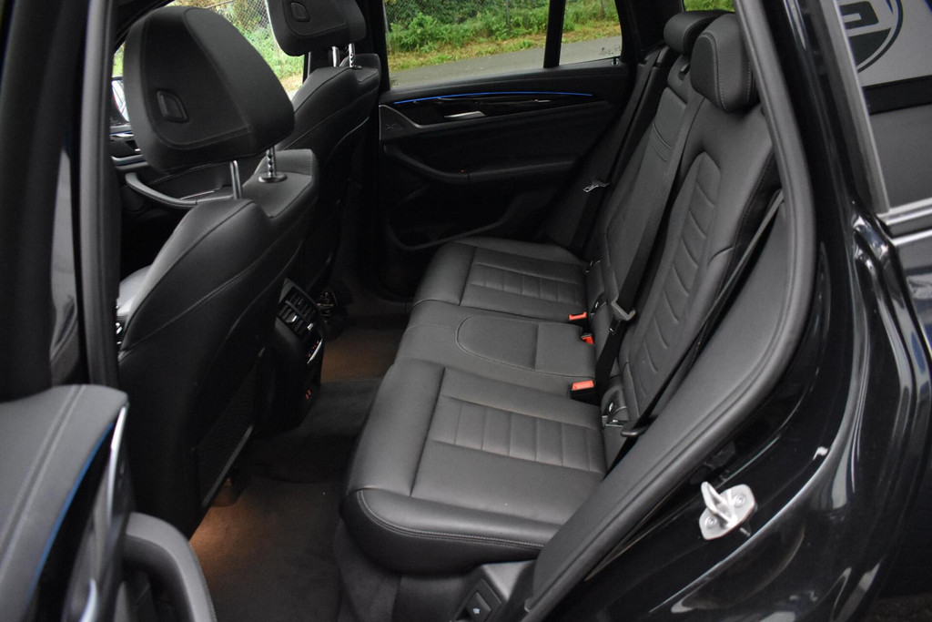 BMW iX3 (N810LS) met abonnement