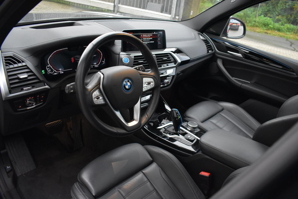 BMW iX3 (N810LS) met abonnement