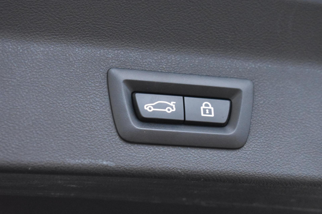 BMW iX3 (N810LS) met abonnement