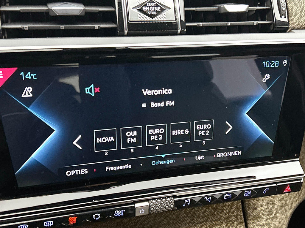 DS 7 Crossback (NBV80F) met abonnement