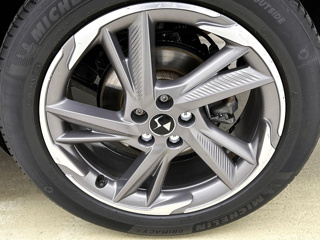 DS 7 Crossback (NBV80F) met abonnement