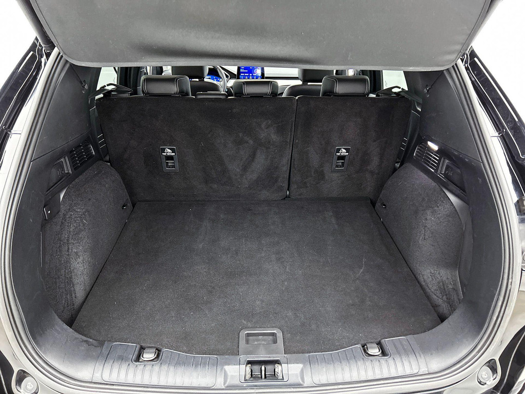 Ford Kuga (NBV53S) met abonnement