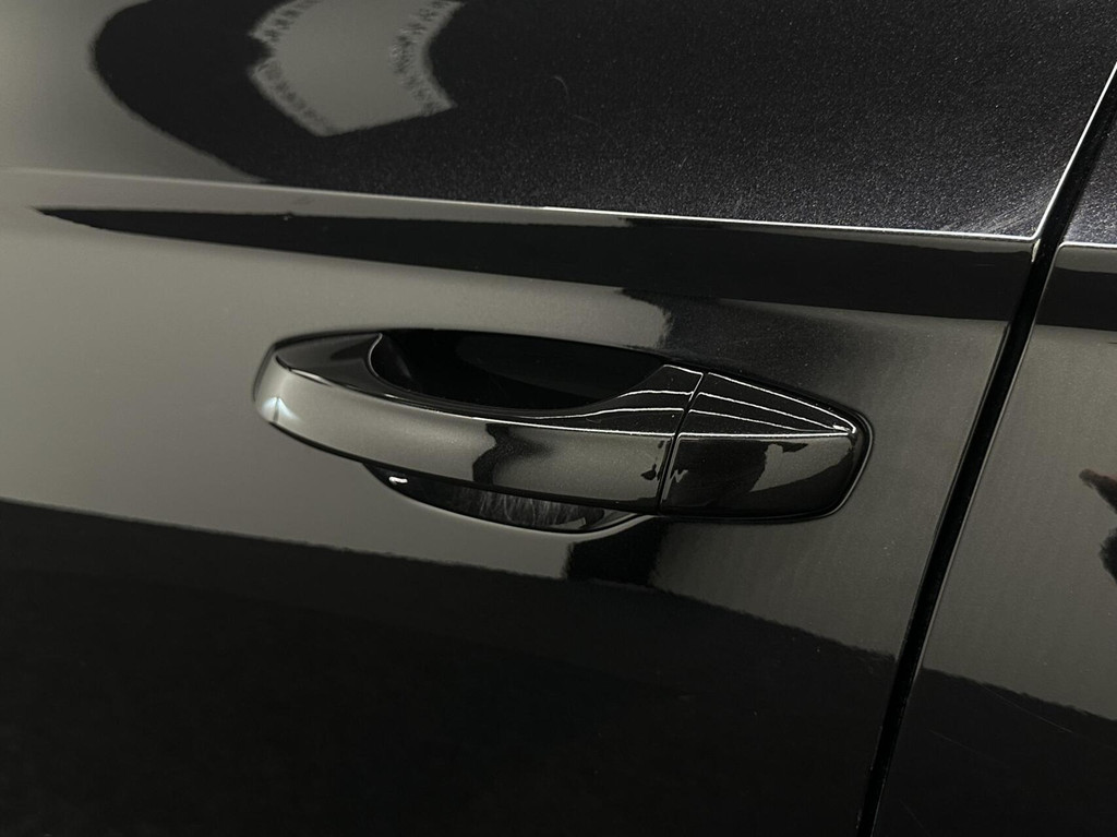 Seat Ateca (Z578RV) met abonnement