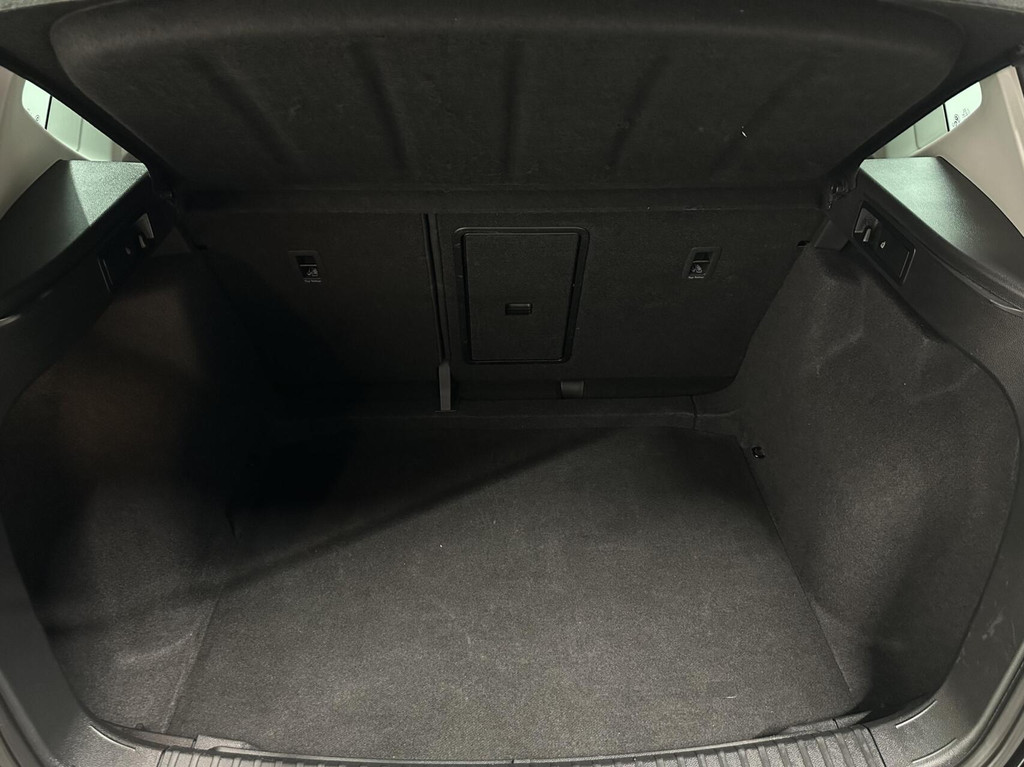 Seat Ateca (Z578RV) met abonnement