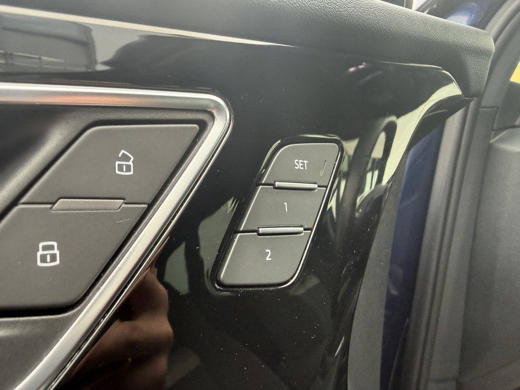 Audi Q4 e-tron (R810JJ) met abonnement