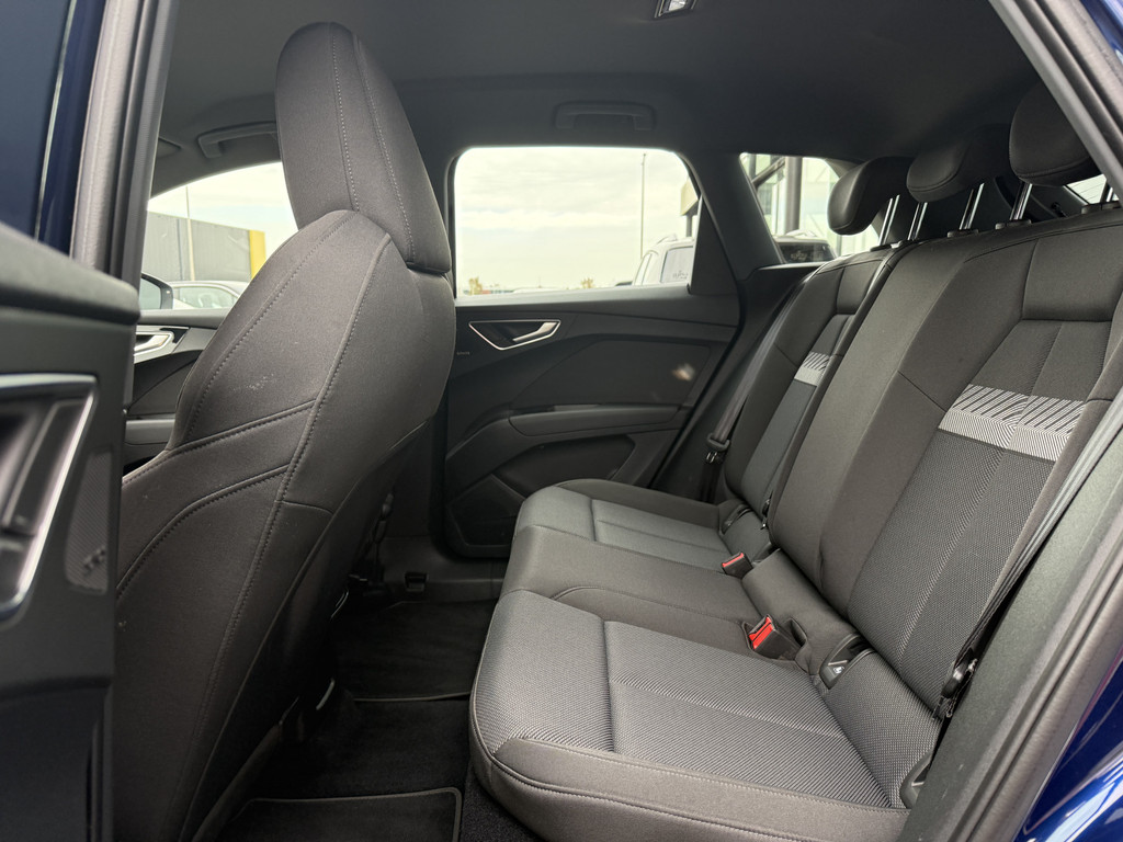 Audi Q4 e-tron (R810JJ) met abonnement