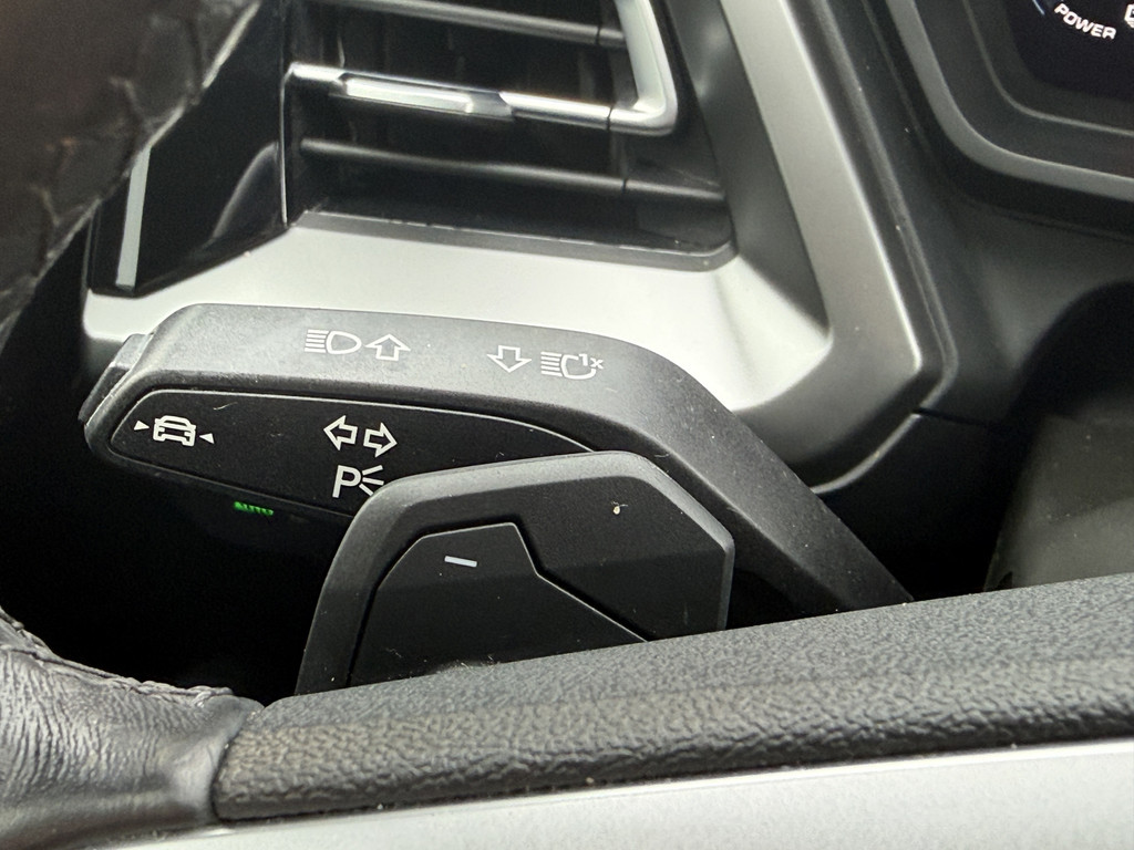 Audi Q4 e-tron (R810JJ) met abonnement