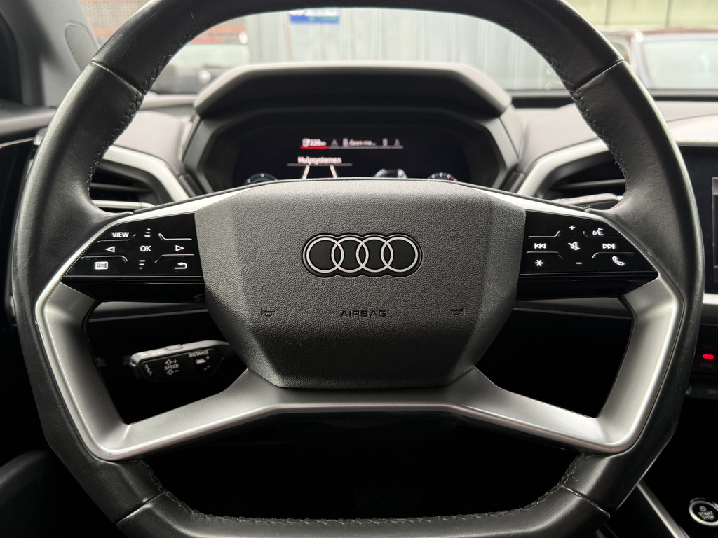 Audi Q4 e-tron (R810JJ) met abonnement