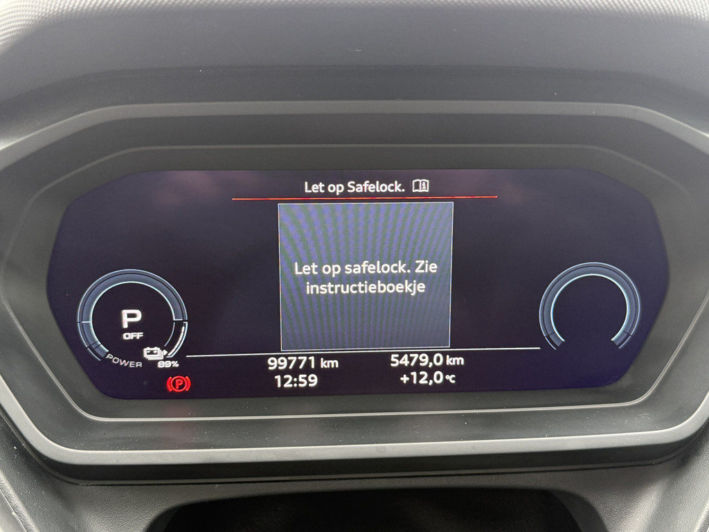 Audi Q4 e-tron (R810JJ) met abonnement