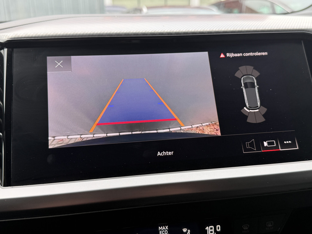 Audi Q4 e-tron (R810JJ) met abonnement