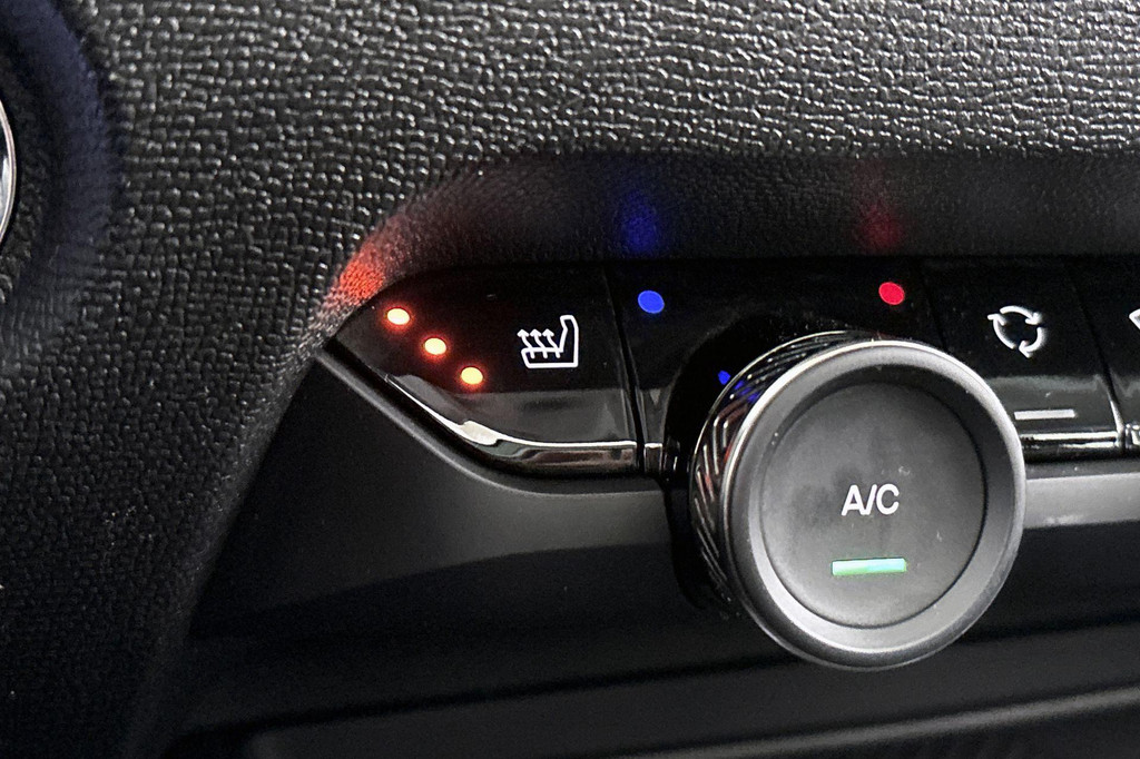Citroën Ë-C4 (NDB34X) met abonnement