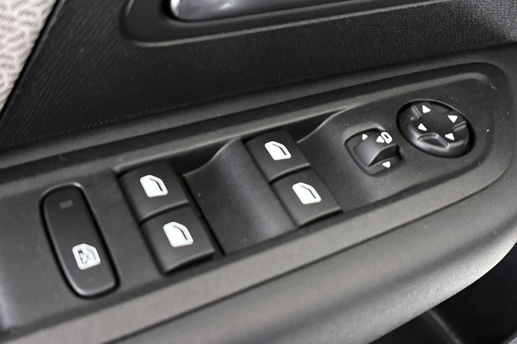Citroën Ë-C4 (NDB34X) met abonnement