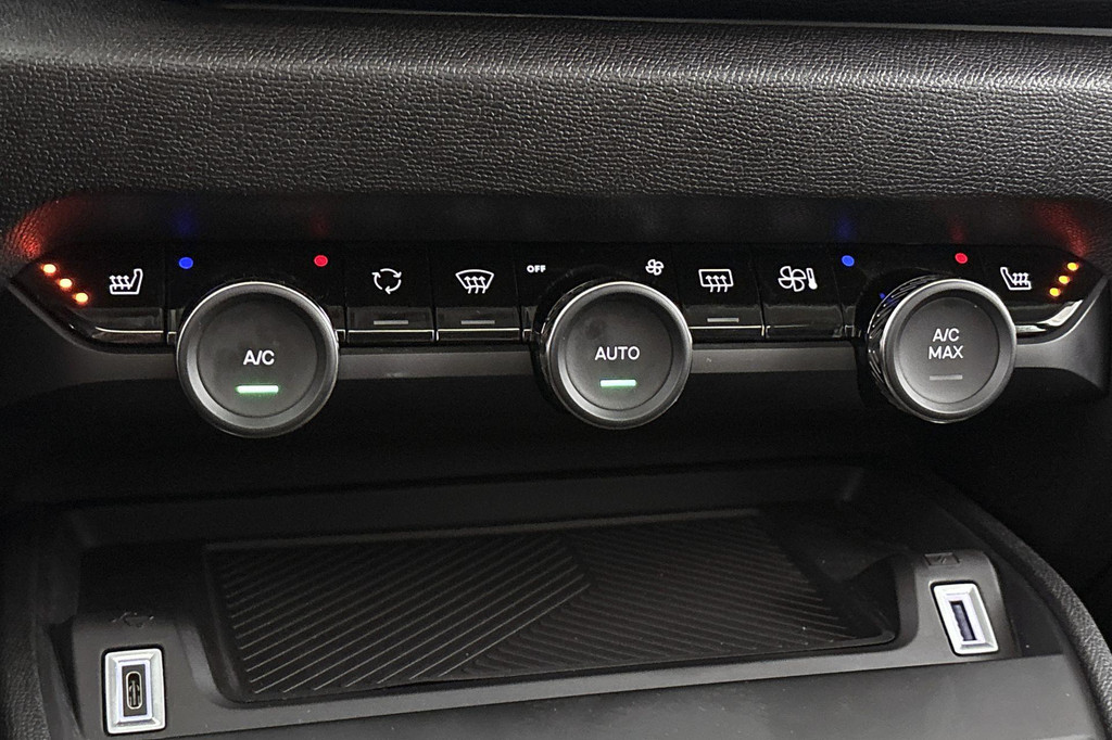 Citroën Ë-C4 (NDB34X) met abonnement
