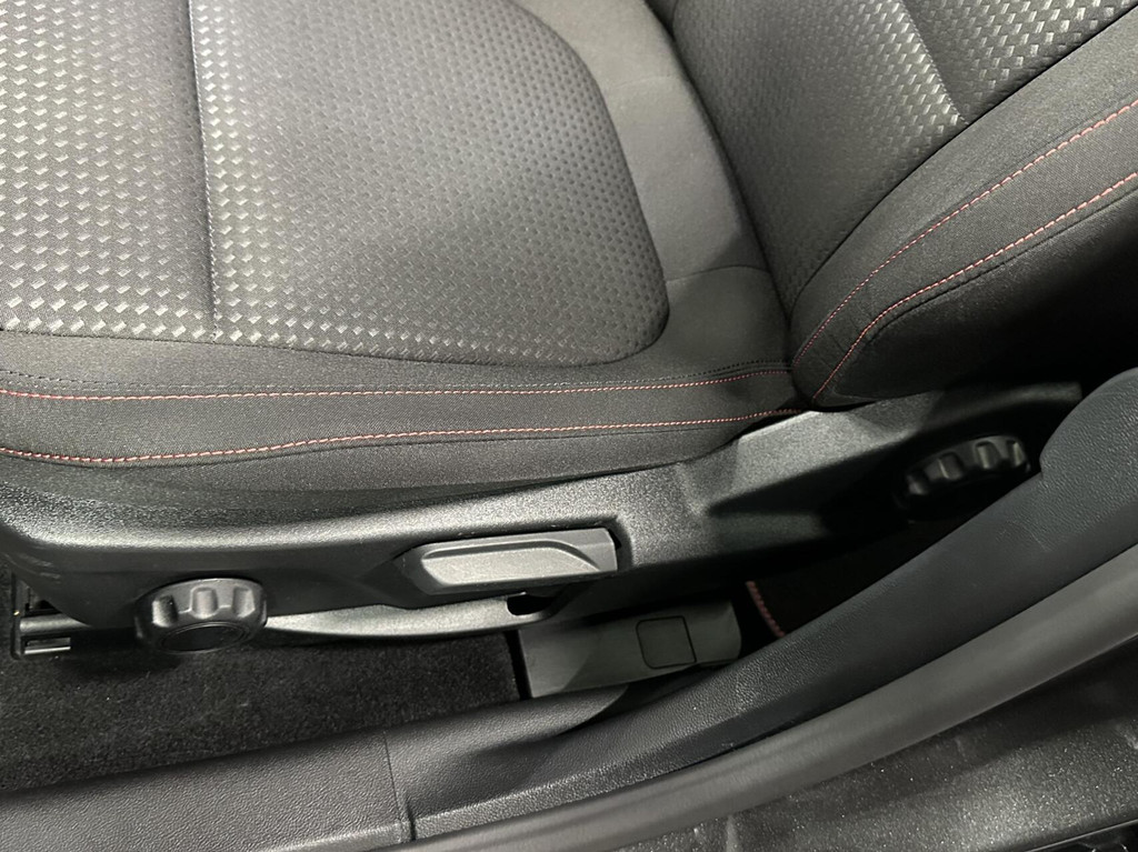 Ford FOCUS Wagon (NBX59R) met abonnement