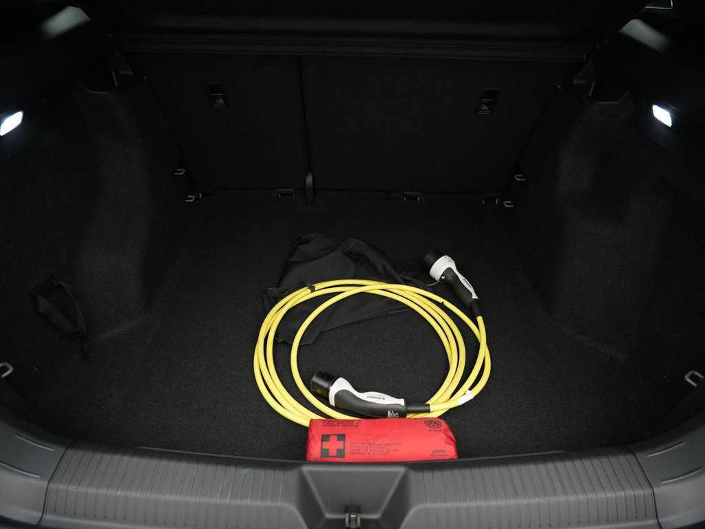 Volkswagen ID.4 (P565HF) met abonnement