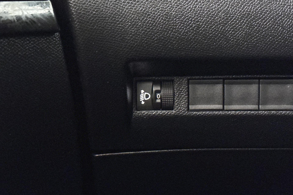 Peugeot 208 (HLG69F) met abonnement