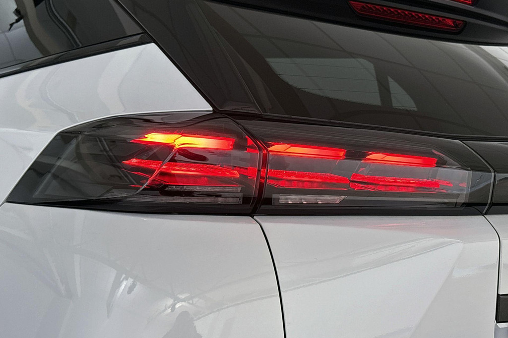 Peugeot 2008 (GVR85S) met abonnement