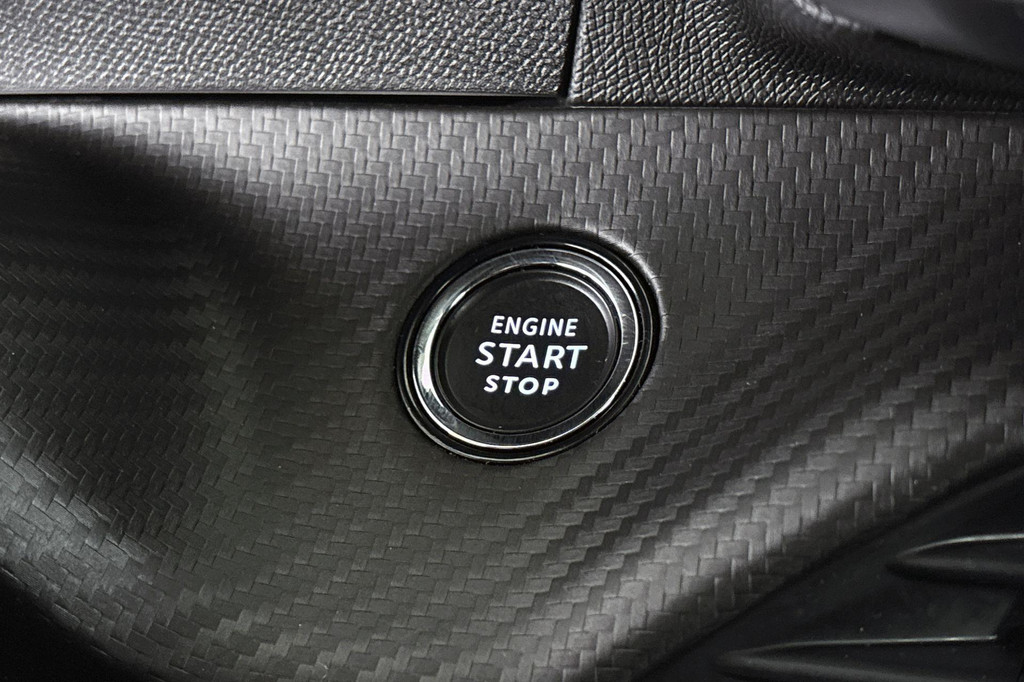 Peugeot 2008 (GVR85S) met abonnement
