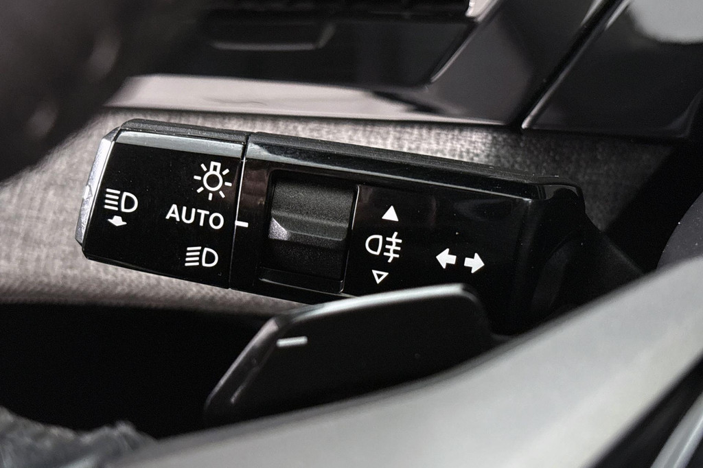 Peugeot 3008 (NBJ07Z) met abonnement