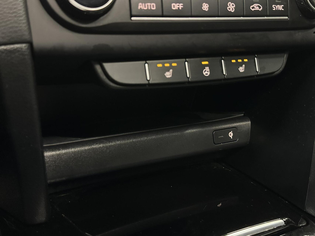 Kia Ceed Sportswagon (X361PV) met abonnement